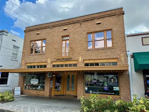 111 MAGNOLIA AVE — home for sale